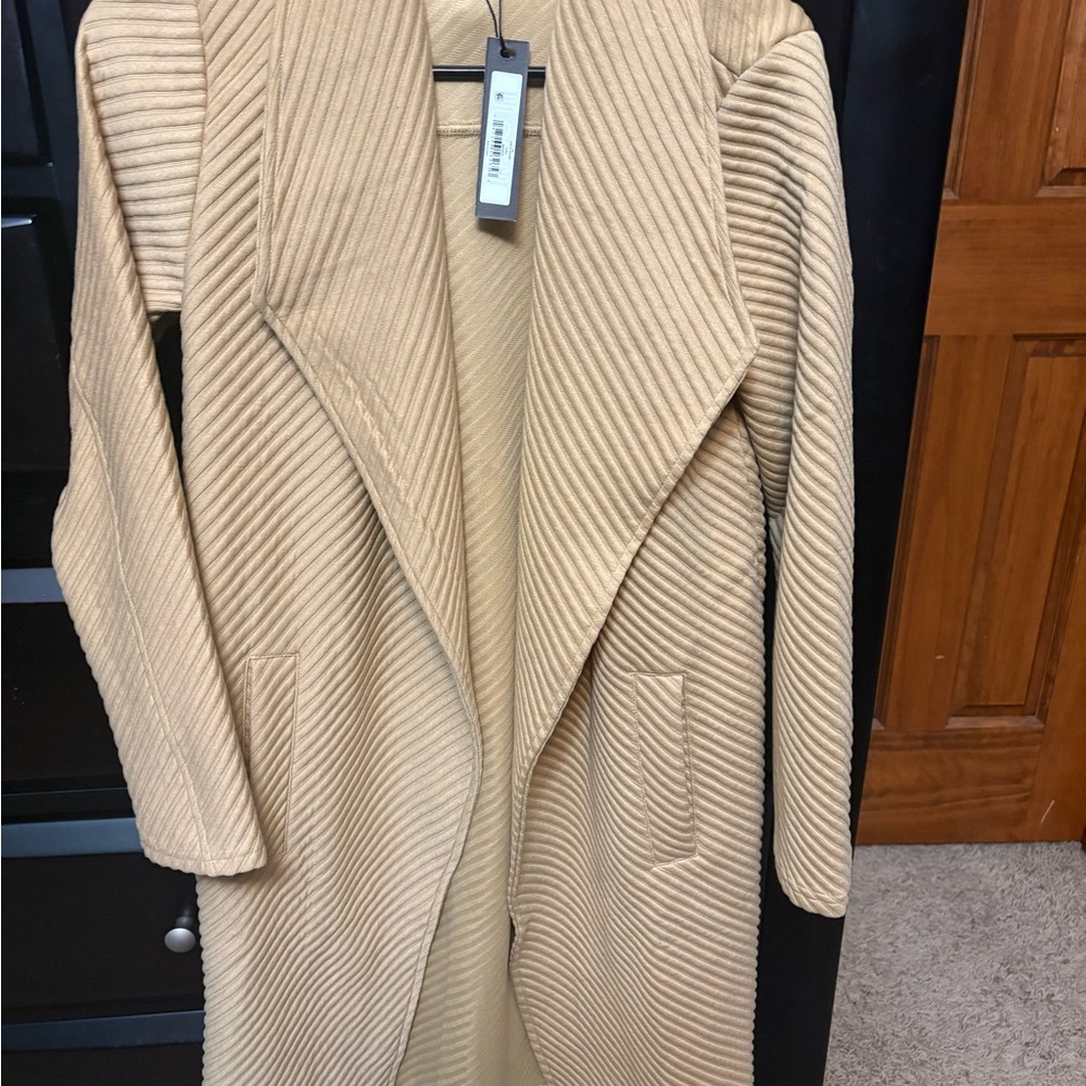Steve Madden Ribbed Tan Cape Coat